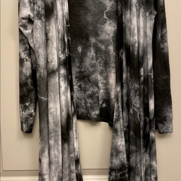 Jala Tie Dye Cardigan in Size Small - Picture 7 of 8